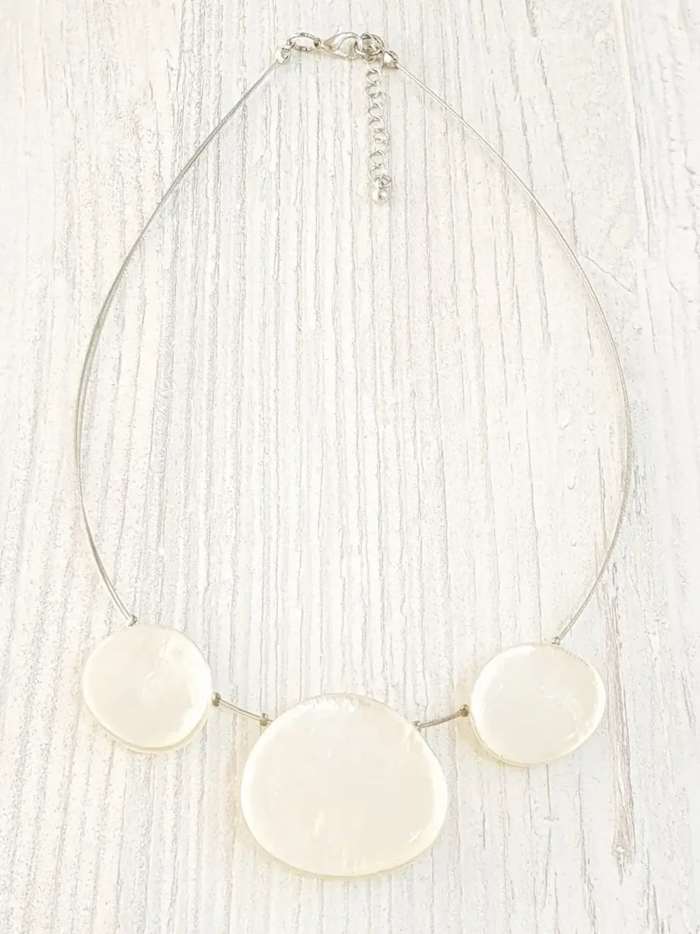 Capiz necklace short / pendant approx. 20 - 34mm / BG-0484