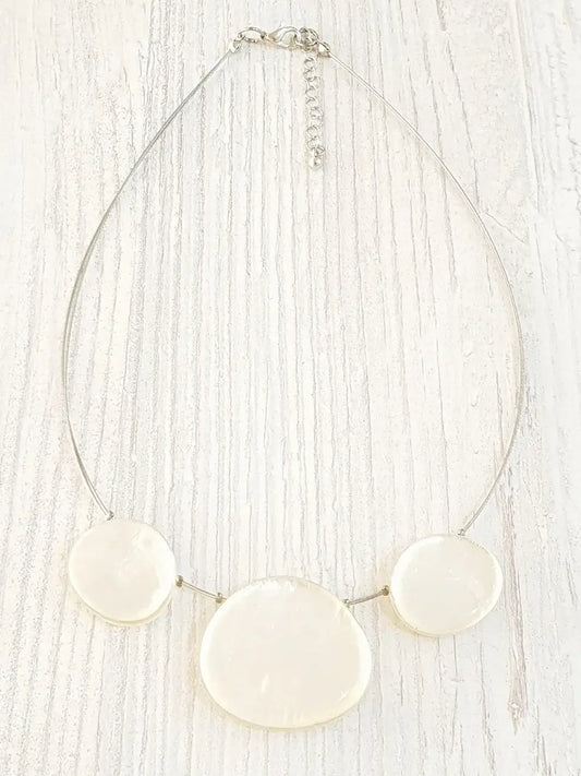 Capiz necklace short / pendant approx. 20 - 34mm / BG-0484
