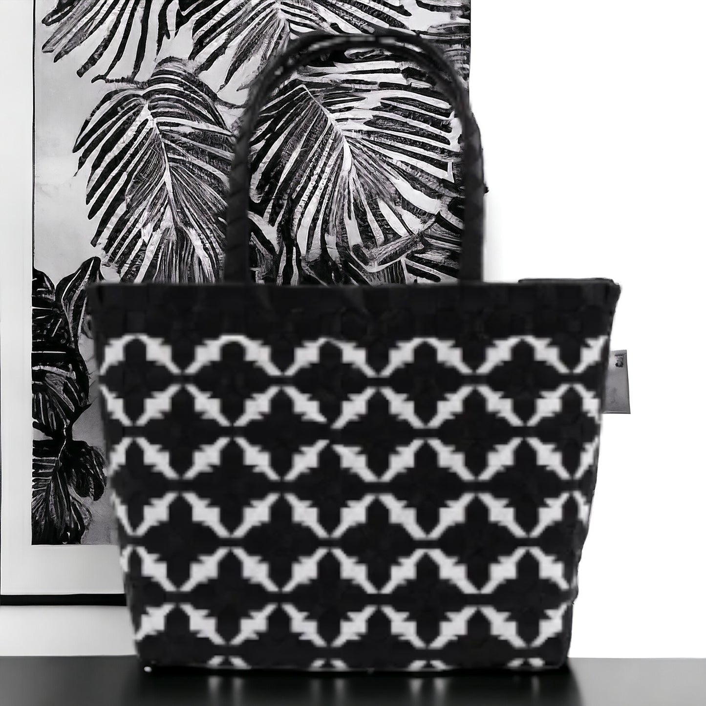 Lokal Bayong Pamela zip black/white S free shipping