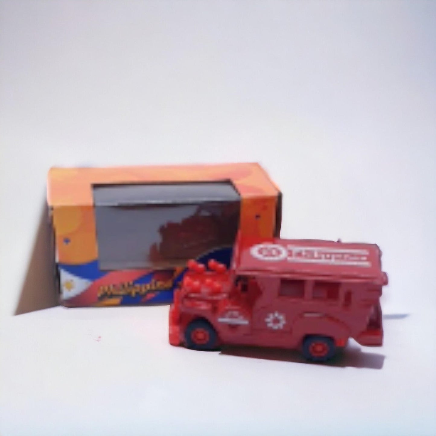 Deco Jeepney 3cmx7.5cm