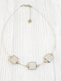 Capiz necklace short light grey / pendant 15mm / BG-1125