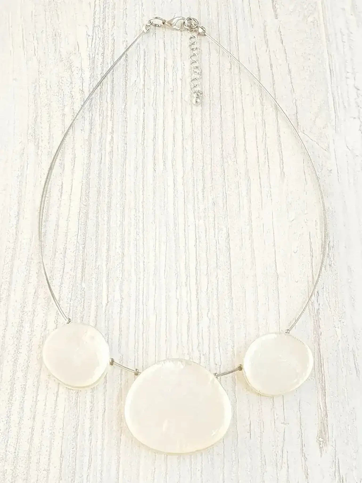 Capiz necklace short / pendant approx. 20 - 34mm / BG-0484