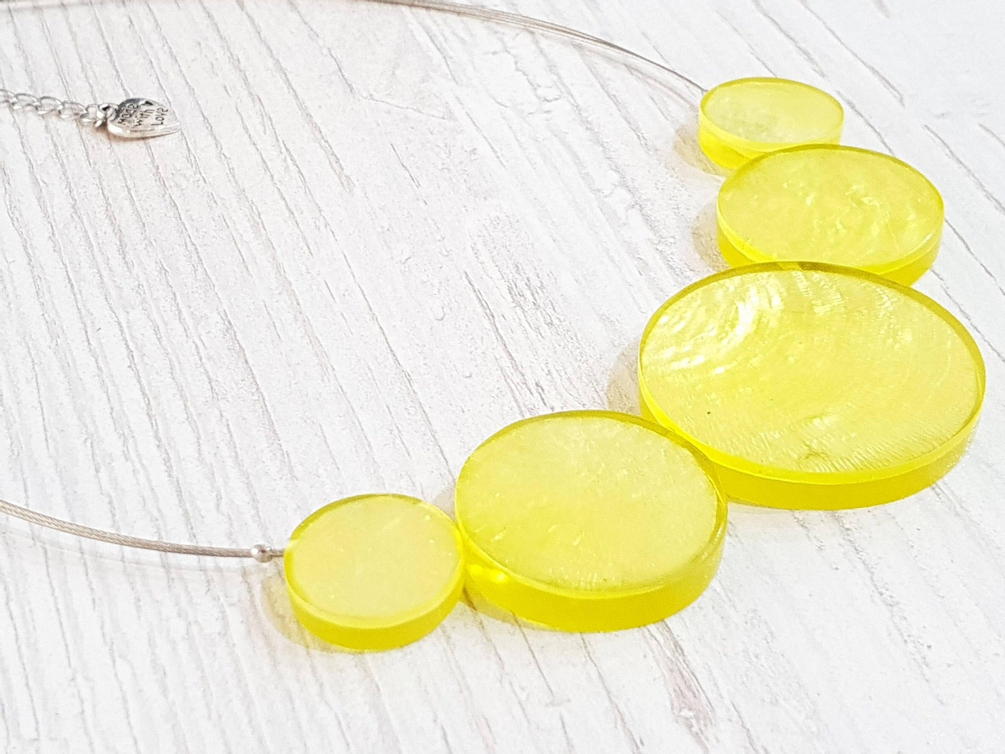 Capiz Necklace yellow short / pendant approx. 20-40mm