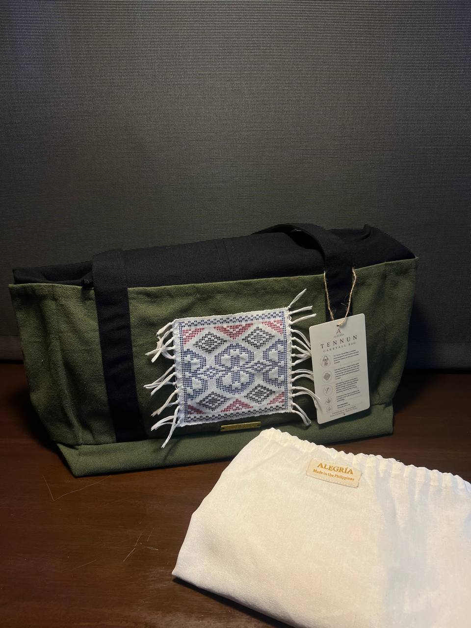 Tennun Carryall Bag