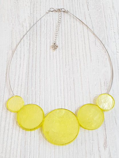 Capiz Necklace yellow short / pendant approx. 20-40mm