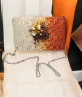 Clutch mit Perlen Buri